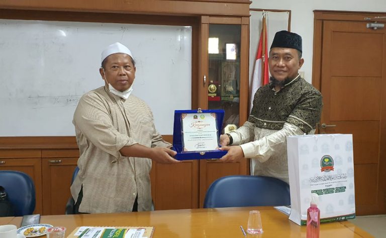 Kunjungan PULDAPII ke Dewan Dakwah Islamiyah Indonesia